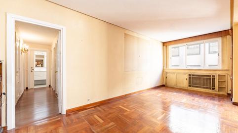 Photo 3 of Flat for sale in Calle de Guzmán el Bueno, Vallehermoso,  Madrid Capital