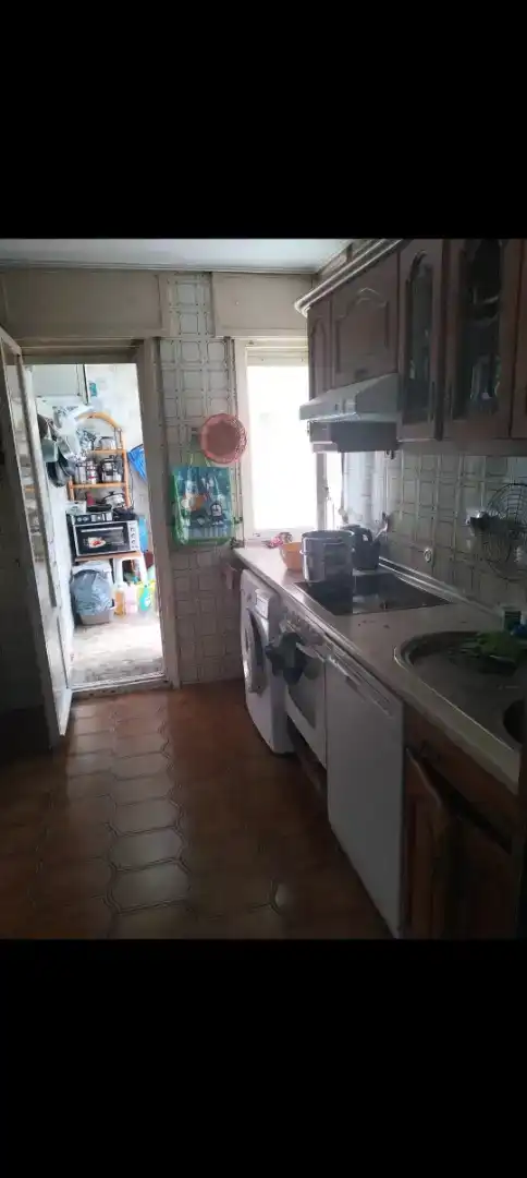 Cuina de Pis en venda en Barañáin / Barañain amb Parquet, Moblat i Forn