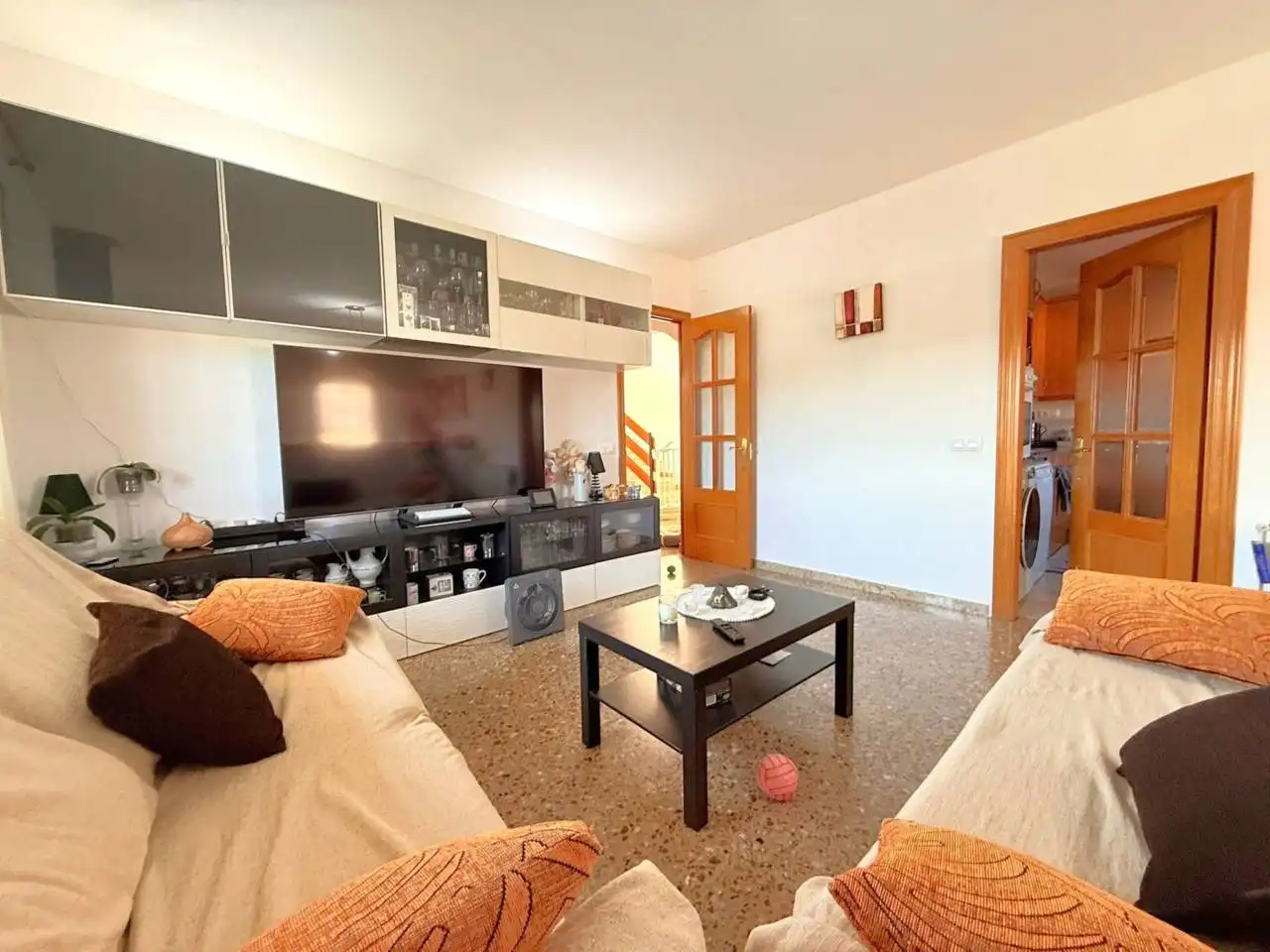 Sala d'estar de Casa o xalet en venda en Riells i Viabrea amb Aire condicionat, Calefacció i Jardí privat