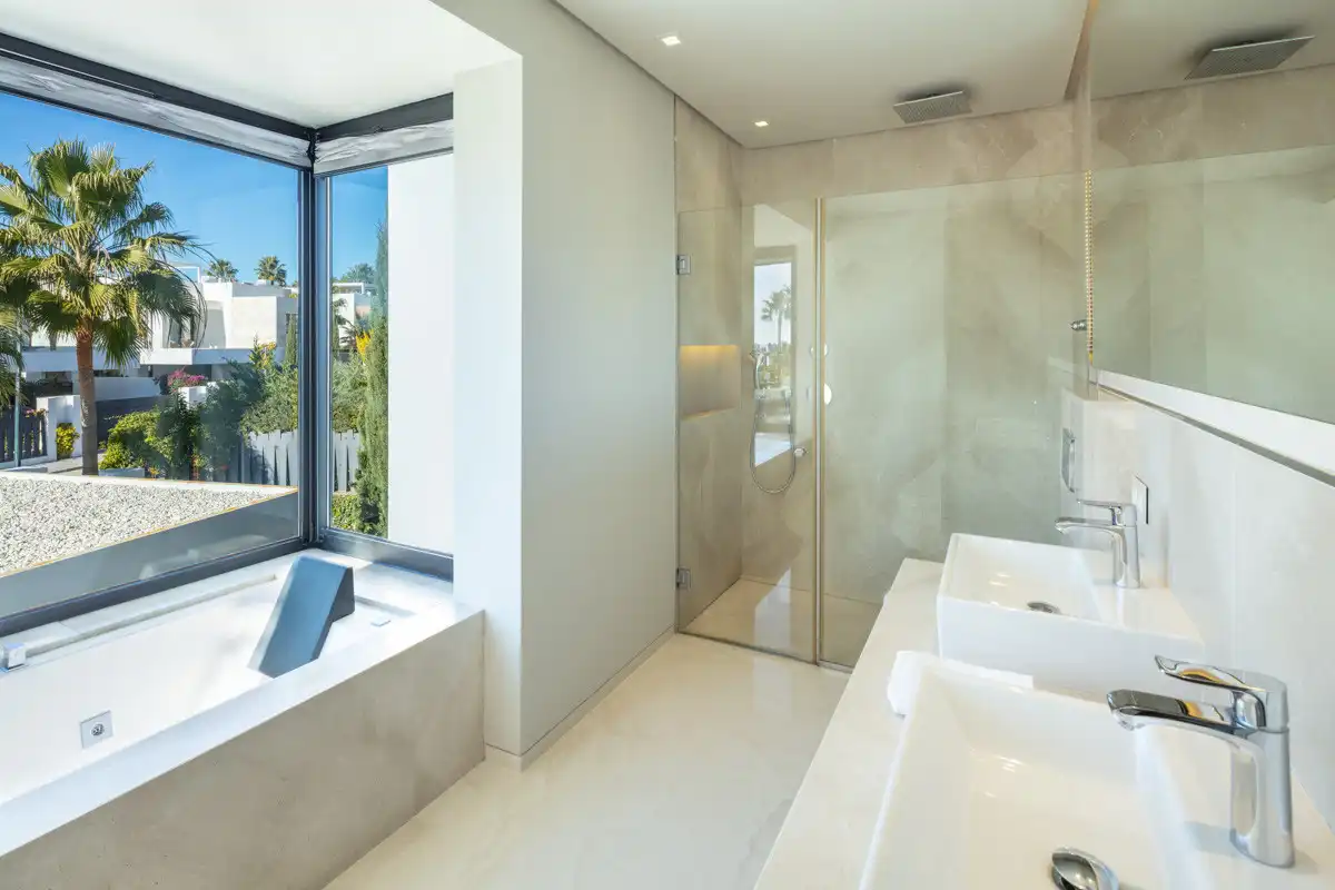 House with pool for sale in Marbella Centro, imagen 4