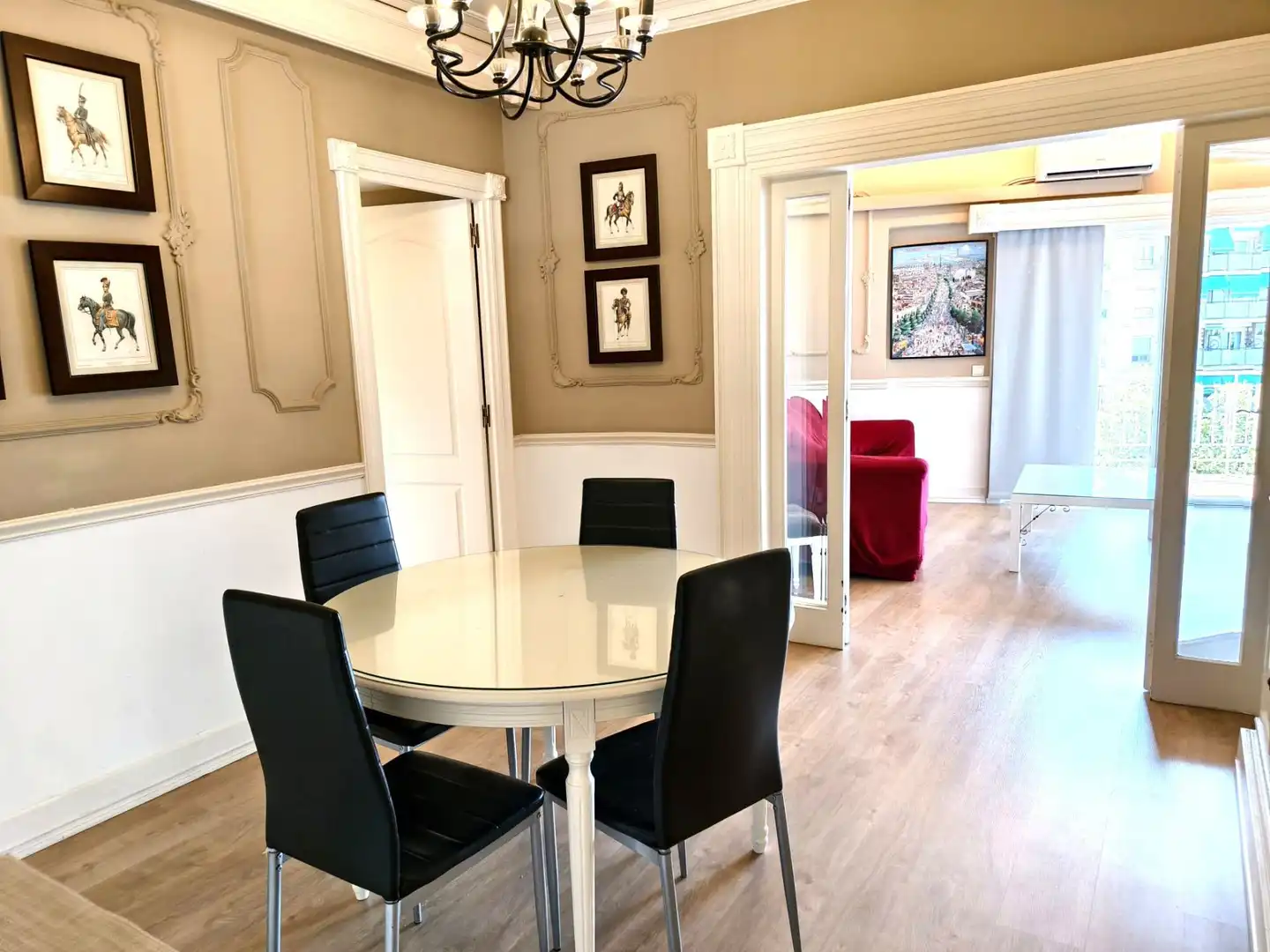 Flat with lift for sale in Eixample