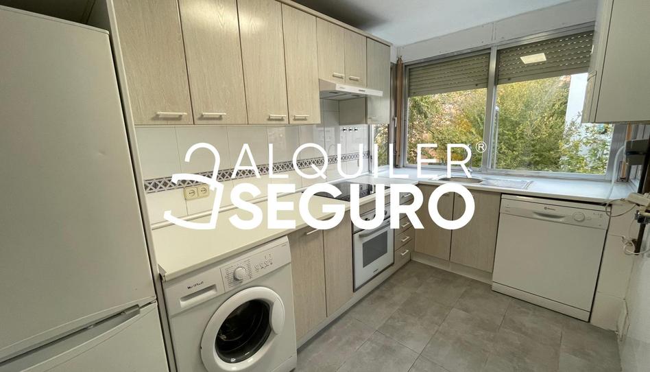 Foto 1 de Piso de alquiler en De Ayllón, Campamento, Madrid