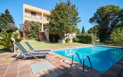 Swimming pool of House or chalet for sale in Canovelles  with Air Conditioner, Heating and Private garden