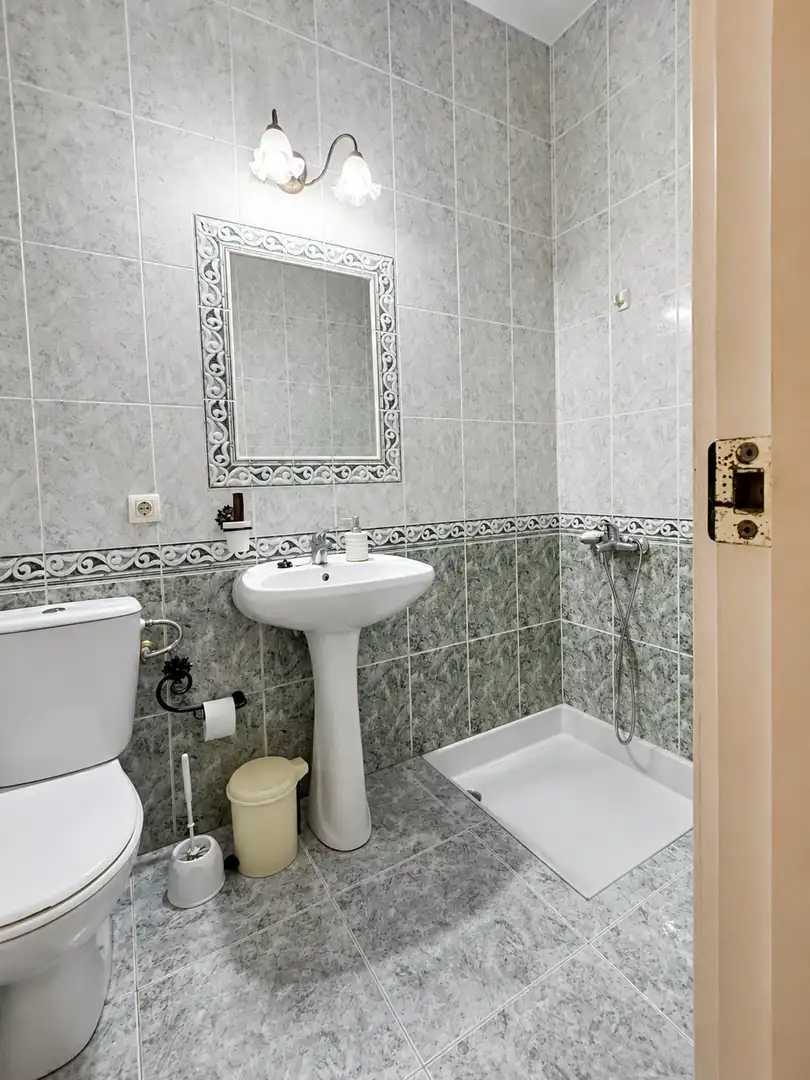 Bathroom of Houses for sale in Moguer