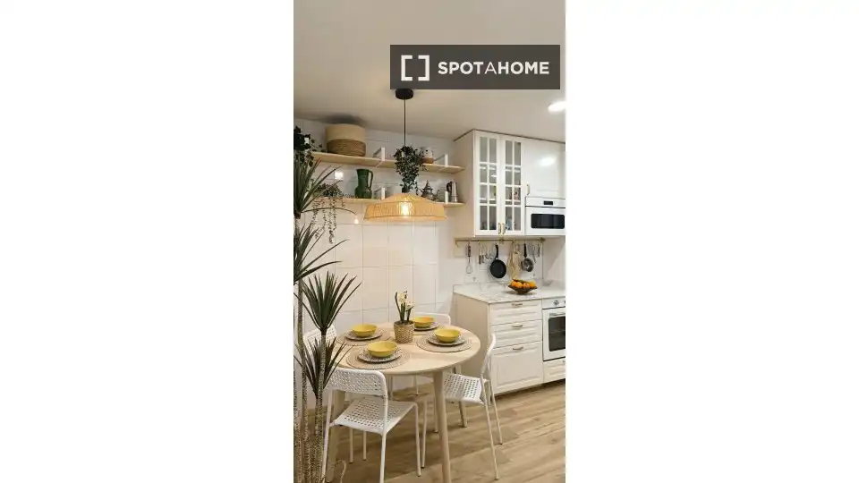 Kitchen of Flat for share in  Pamplona / Iruña  with Air Conditioner, Heating and Terrace