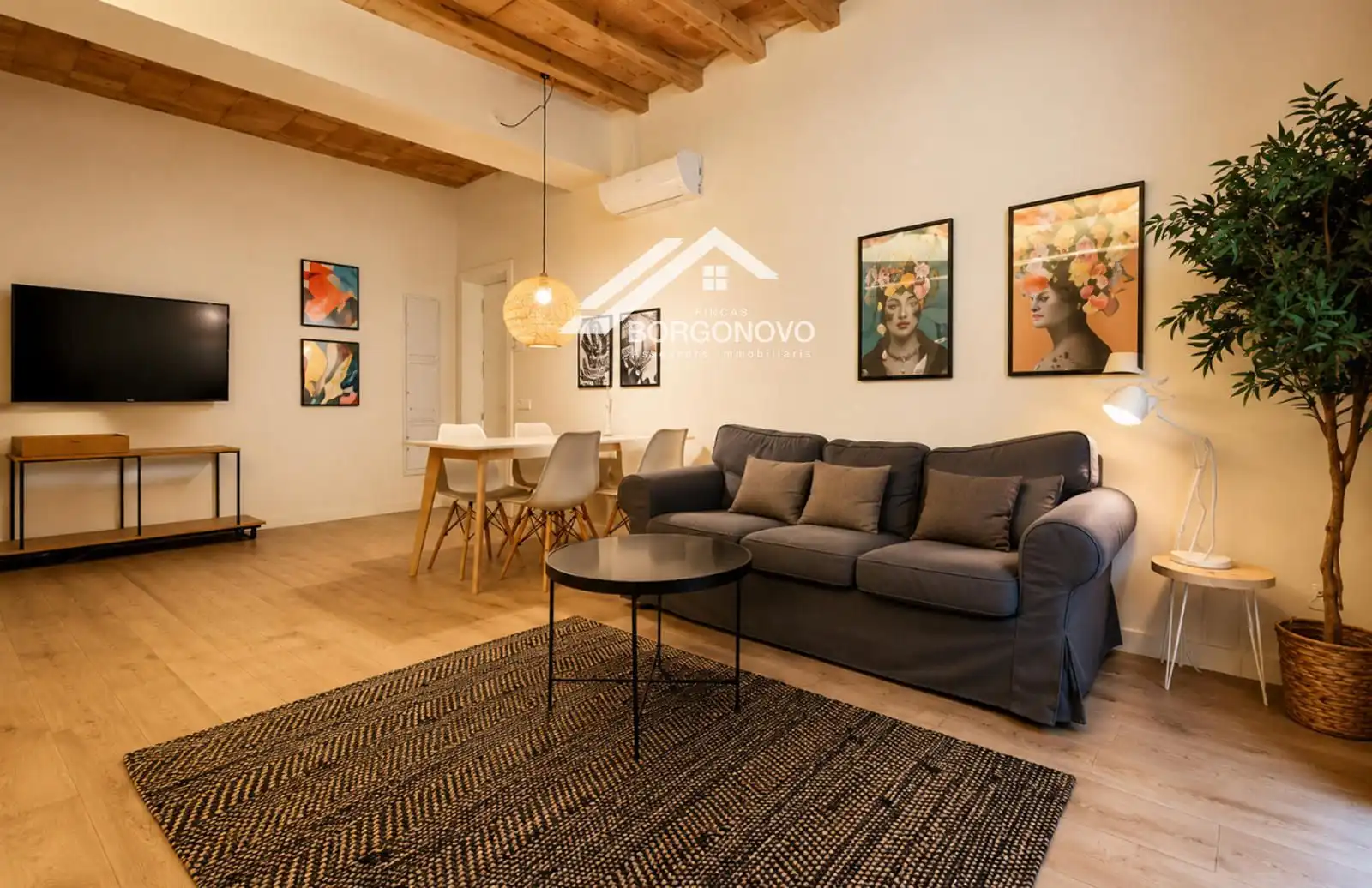 Sala d'estar de Pis de lloguer en Barcelona amb Aire condicionat, Calefacció i Terrassa
