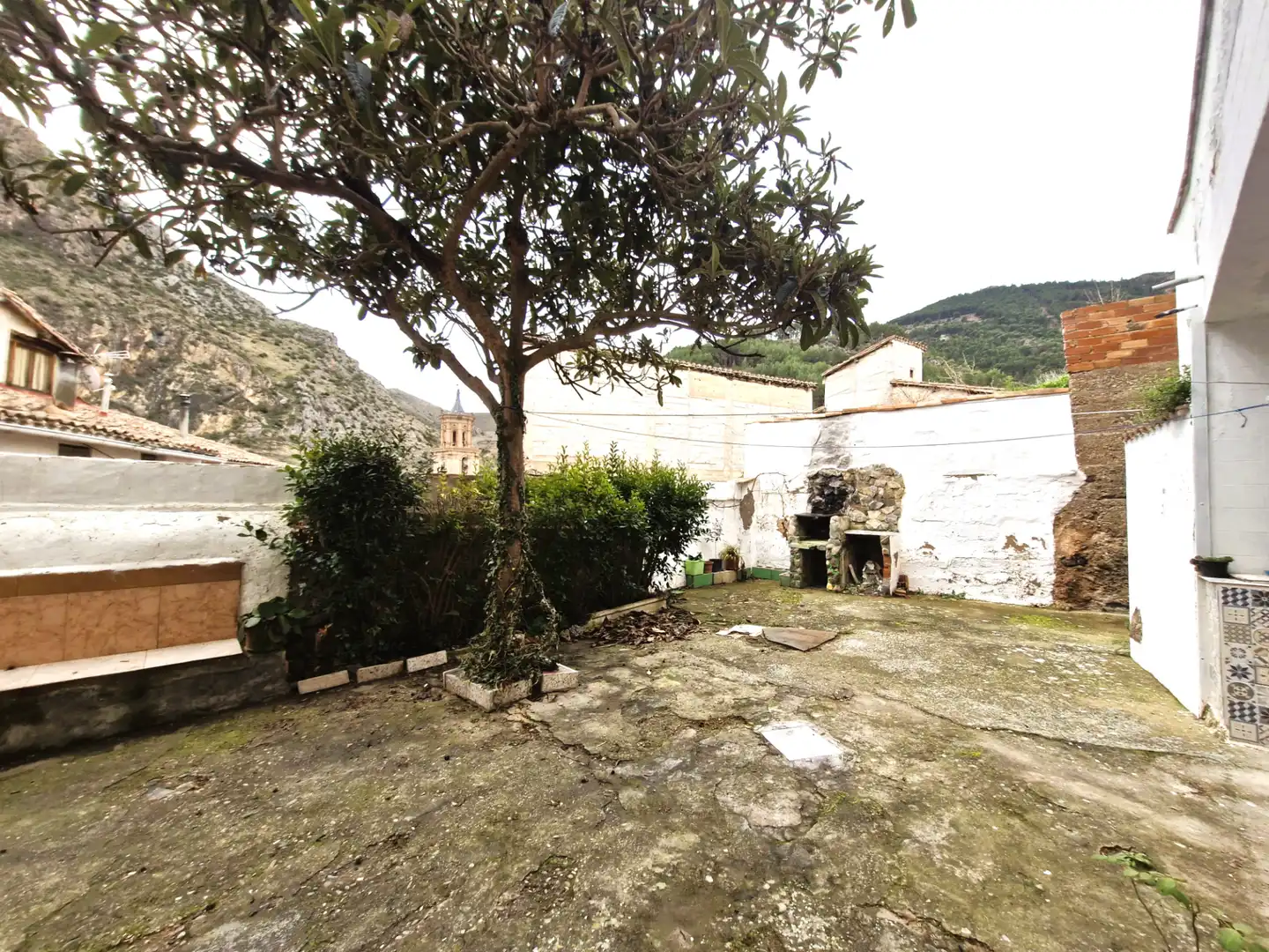 Jardí de Finca rústica en venda en Arnedillo amb Calefacció, Traster i Moblat