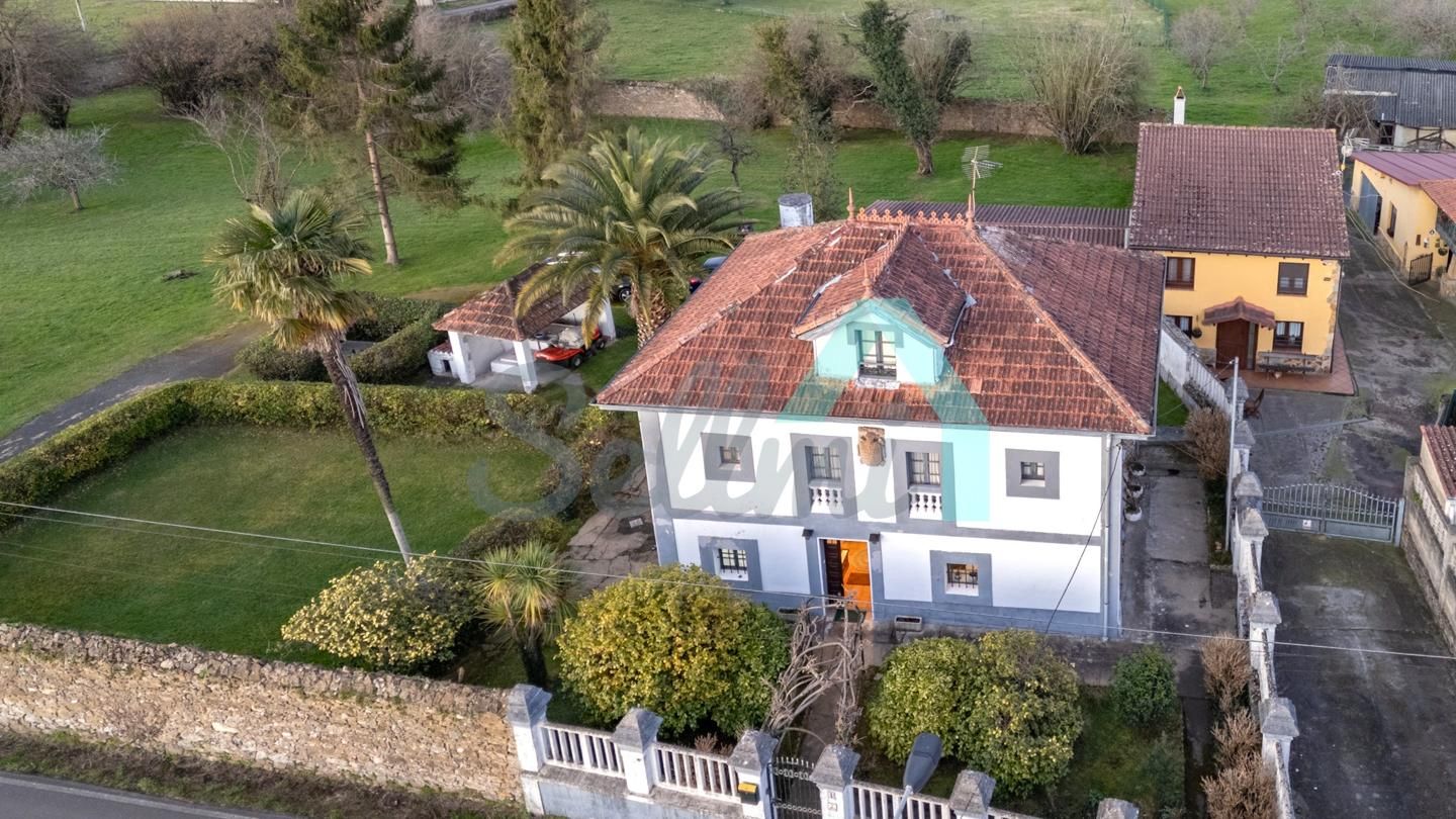 Exterior view of House or chalet for sale in Llanera  with Private garden, Parquet flooring and Terrace