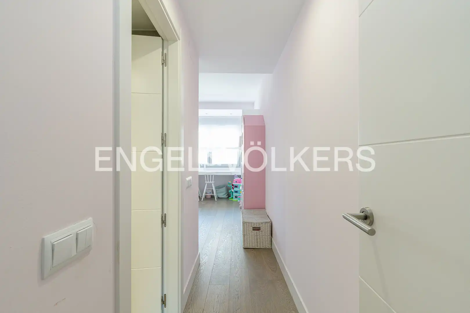 Casa adosada en venta en Pozuelo de Alarcón con Aire acondicionado, Calefacción y Jardín privado