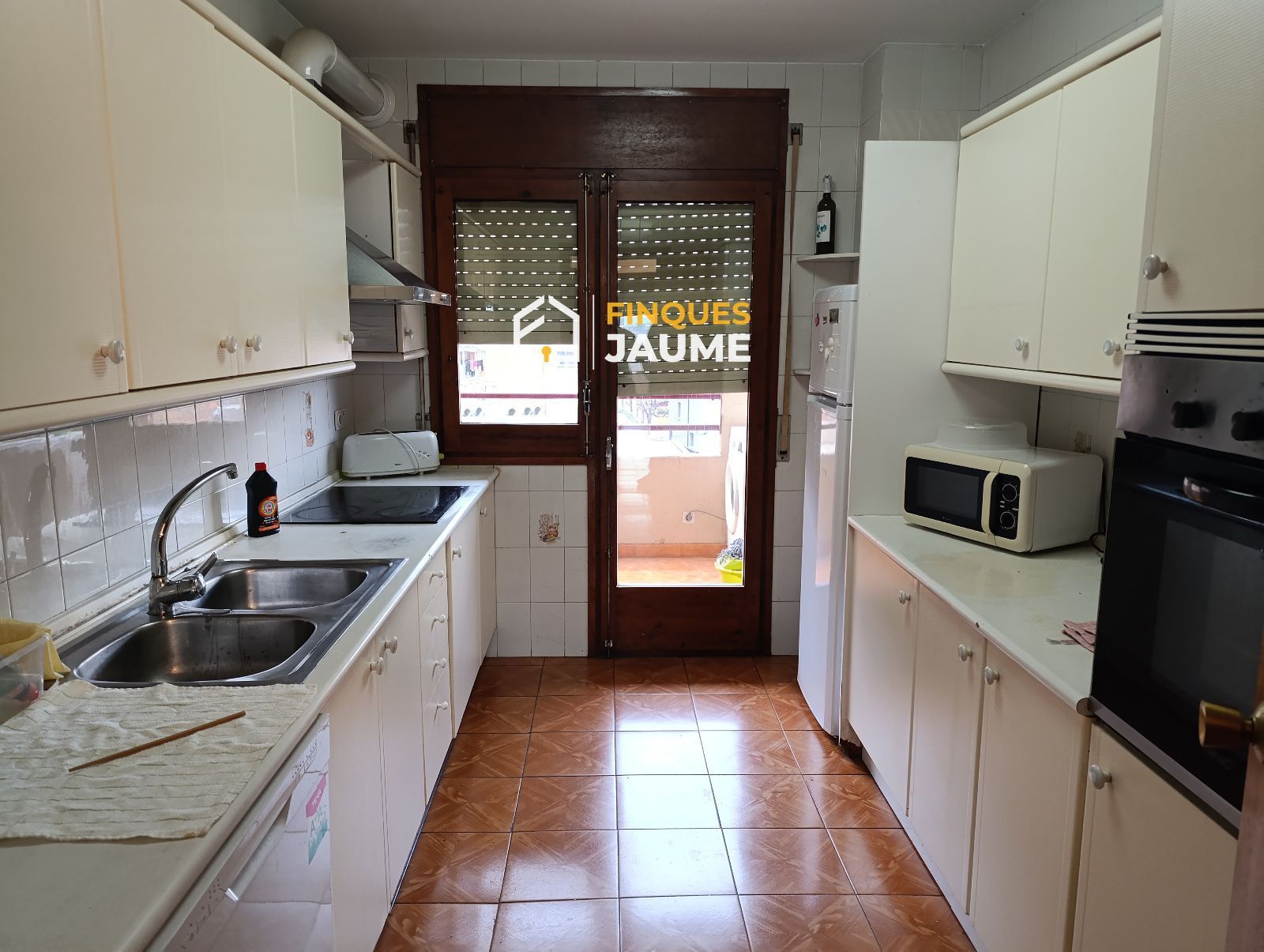 Kitchen of Flat for sale in  Lleida Capital  with Heating, Terrace and Furnished
