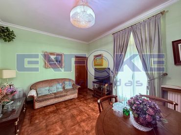 Piso con ascensor en venta en Calle del Prado