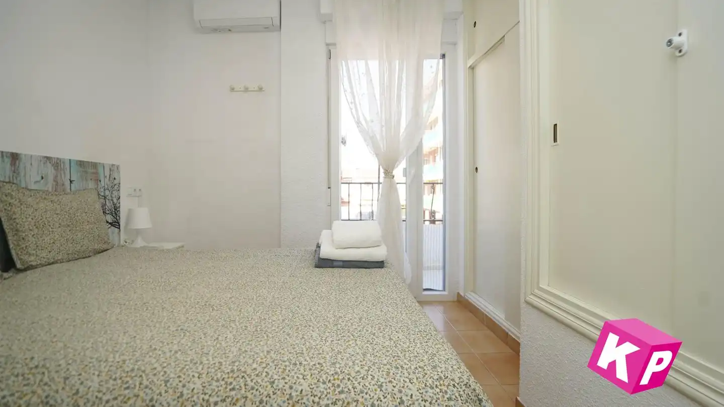 Dormitori de Casa o xalet en venda en Santa Pola amb Aire condicionat, Terrassa i Moblat