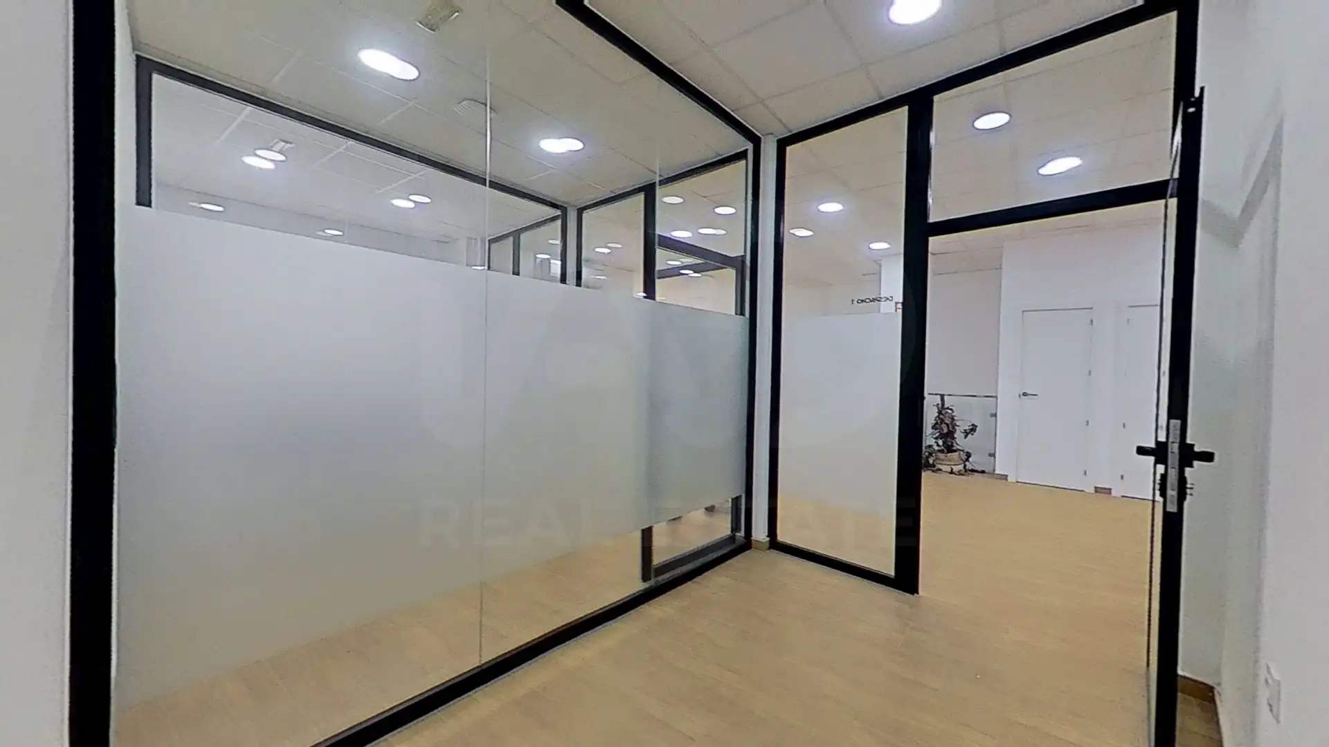 Business premises for sale in Centro - Calzada - Cabo Noval, imagen 18