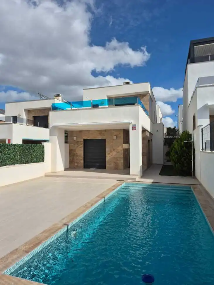 Exterior view of Houses for sale in Orihuela  with Swimming Pool