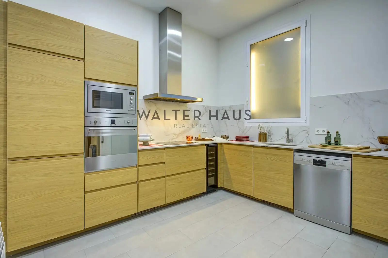 Cocina de Piso en venta en Barcelona con Aire acondicionado, Terraza y Horno