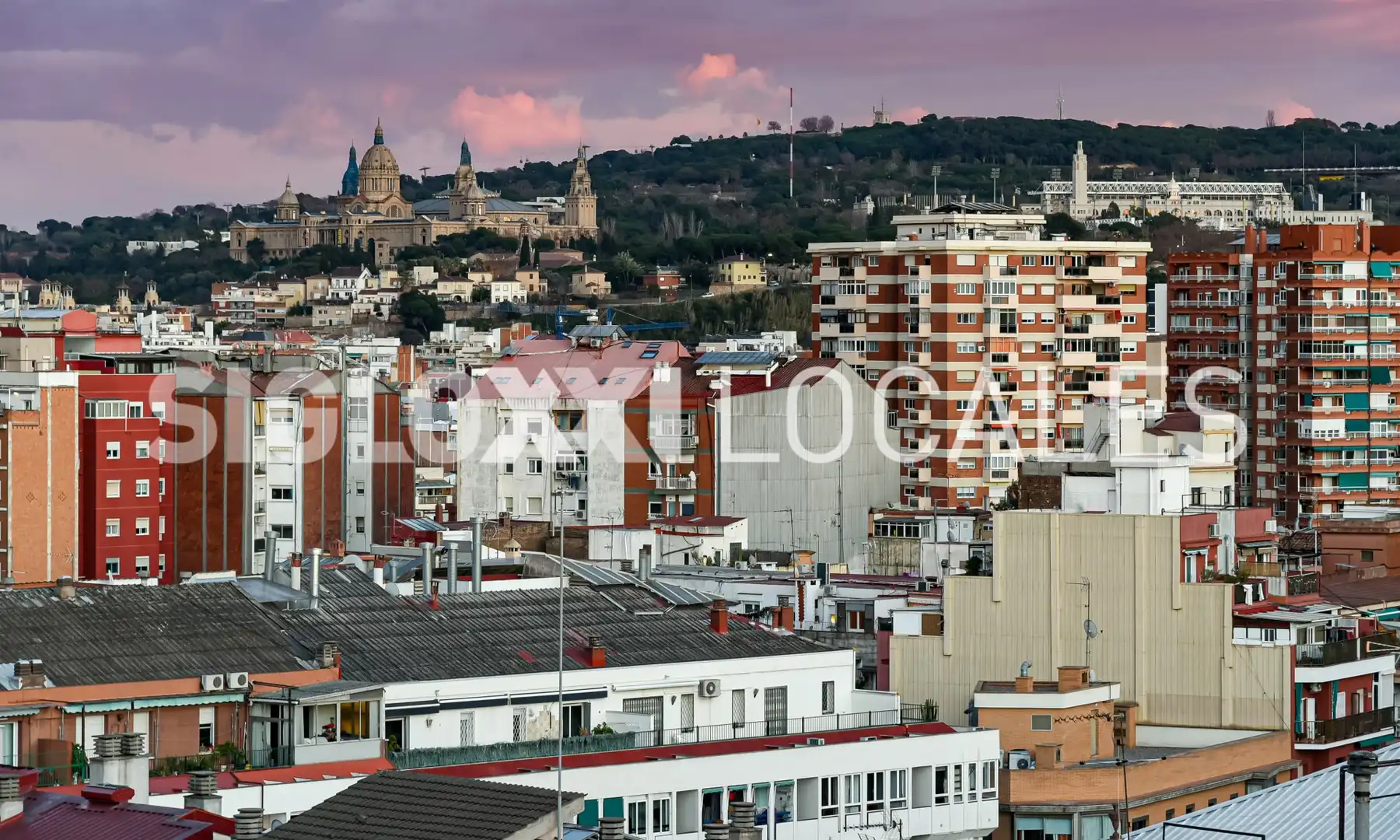 Vista exterior de Local de alquiler en Barcelona con Aire acondicionado