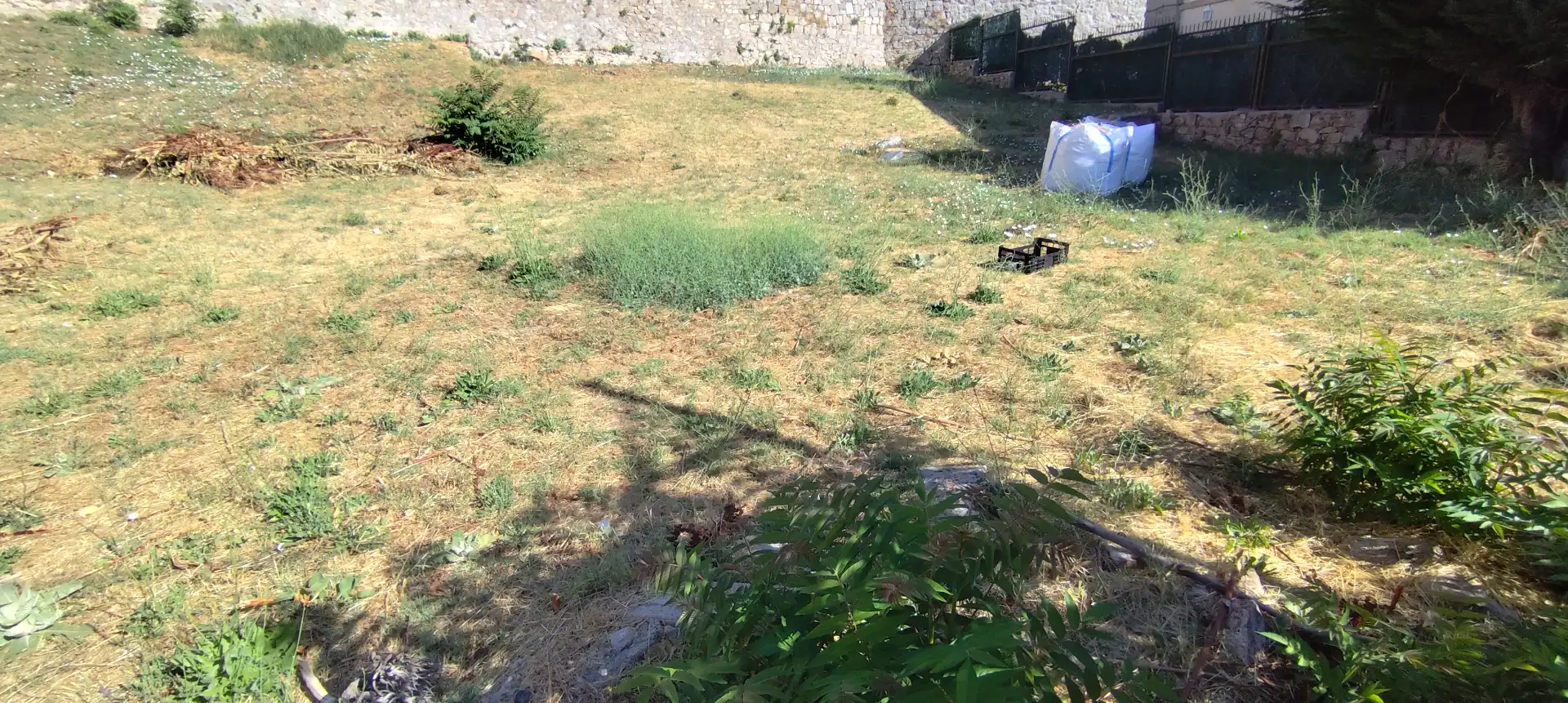 Residencial en venda a Abantos - Carmelitas