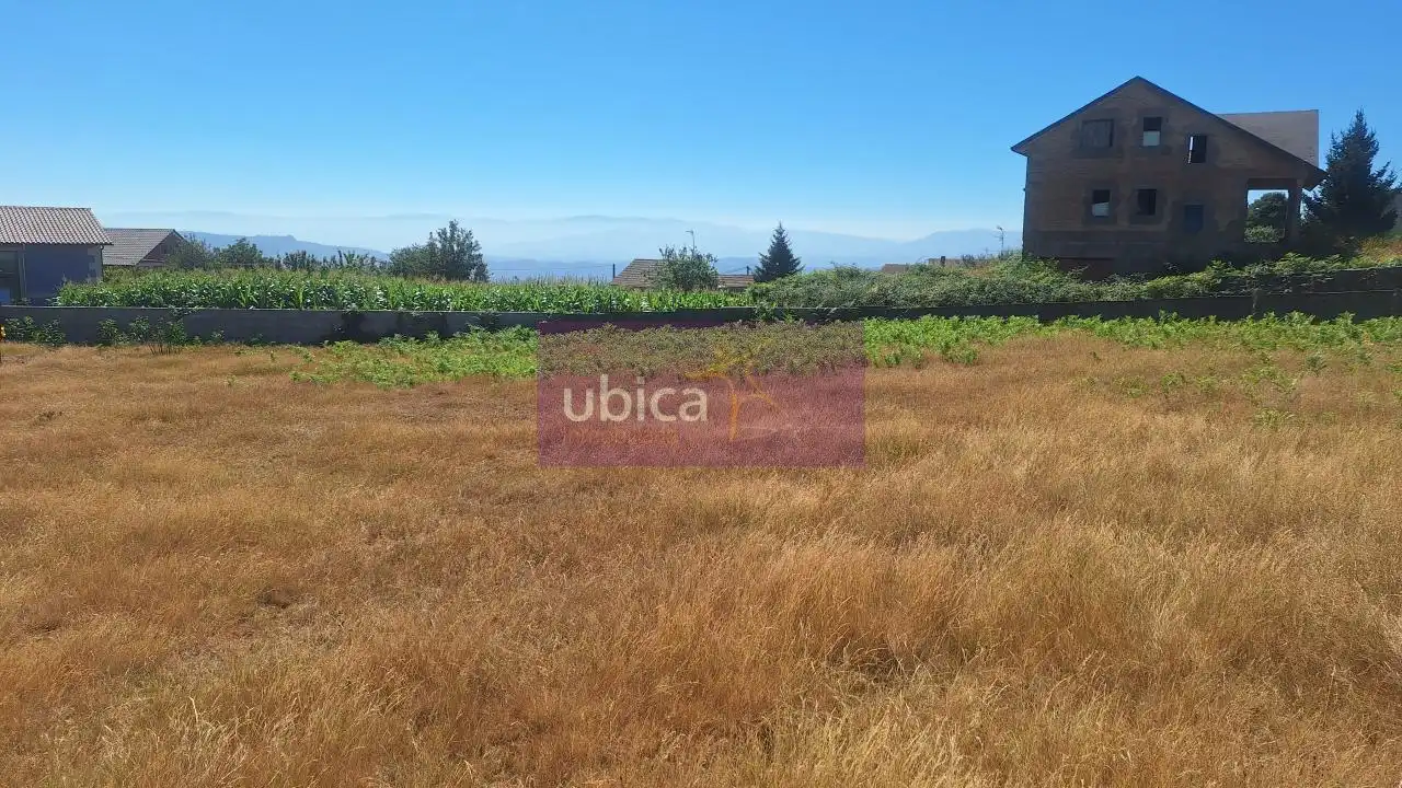 Terreno residenziale in vendita a Mos