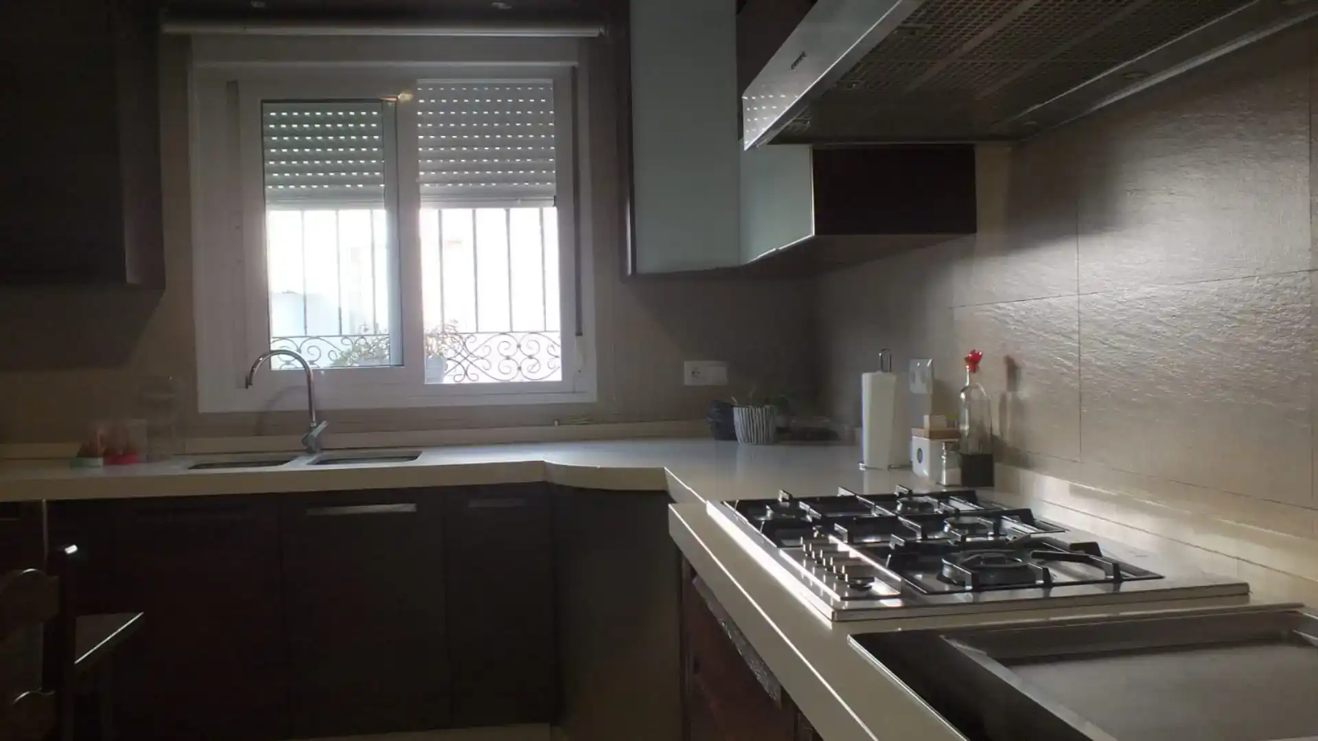 Cuina de Casa adosada en venda en Iznájar amb Aire condicionat i Balcó