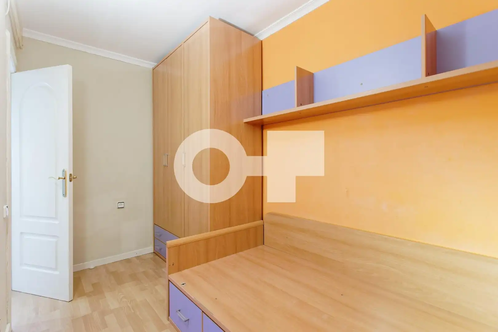 Habitación de Piso en venta en Barcelona con Aire acondicionado, Calefacción y Alarma