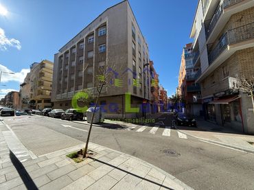 Apartamento con balcón en venta en Calle Bolívar