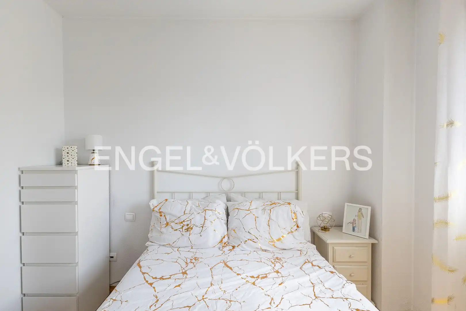 Habitación de Piso en venta en Madrid con Aire acondicionado, Calefacción y Piscina