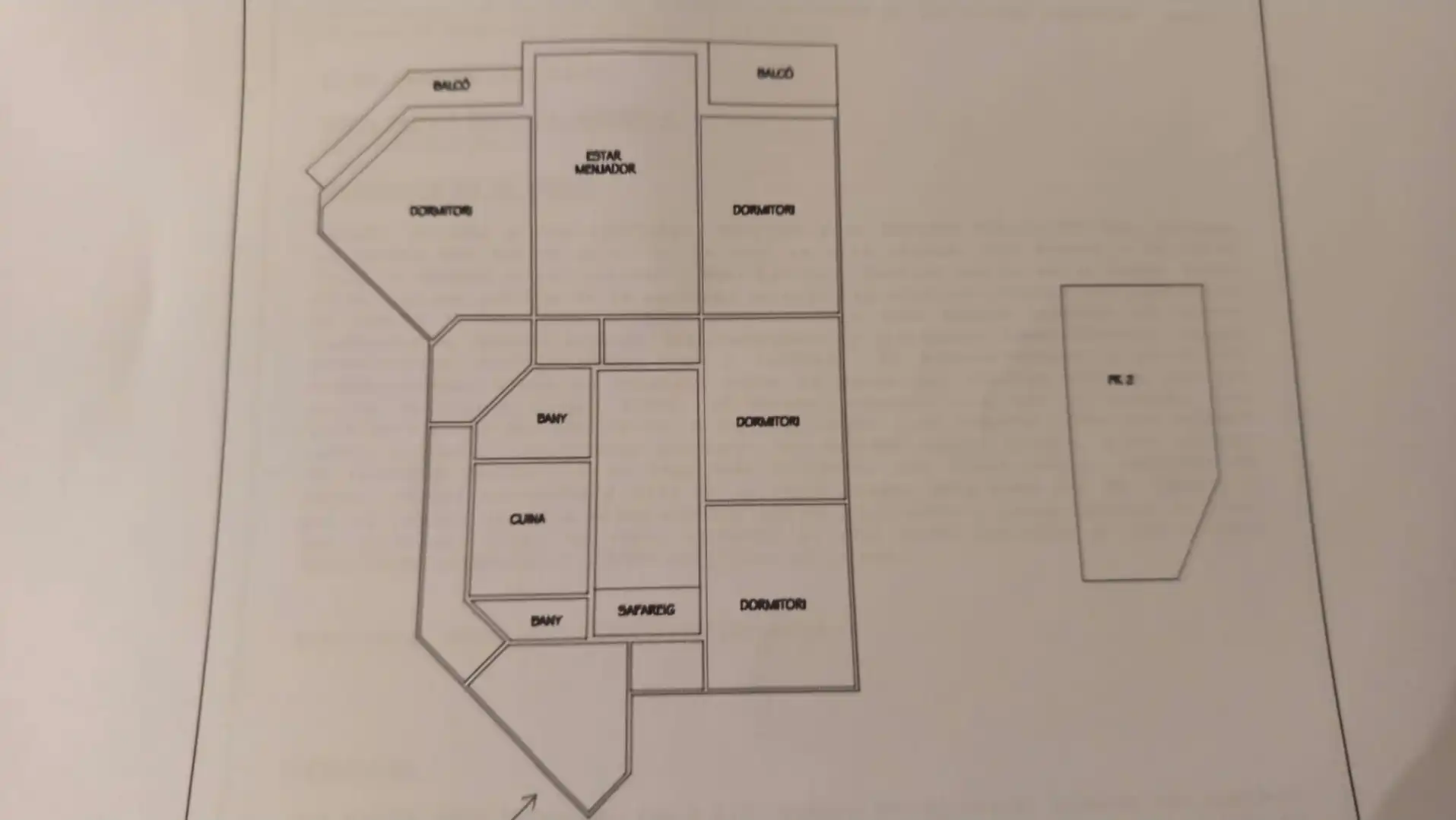 Piso en venta en Barcelona con Calefacción, Trastero y Balcón