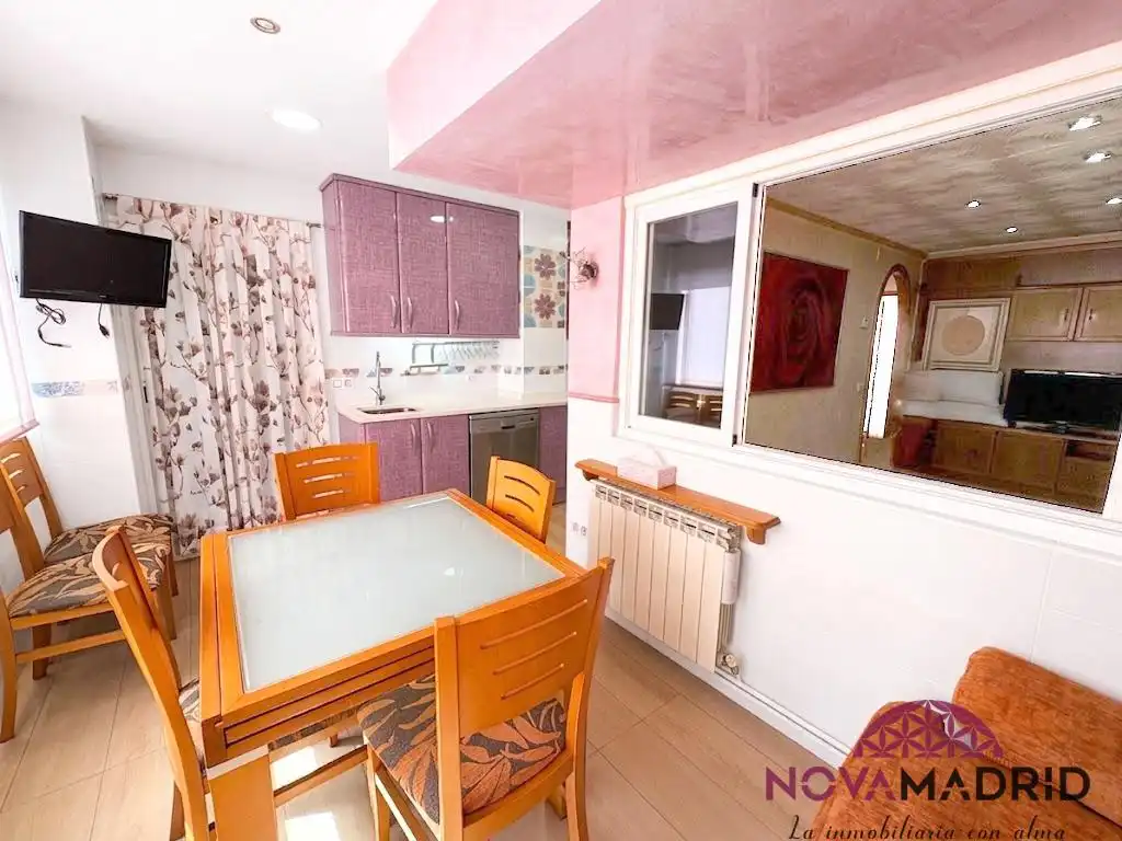 Dining room of Flat for sale in Fuenlabrada  with Air Conditioner and Heating