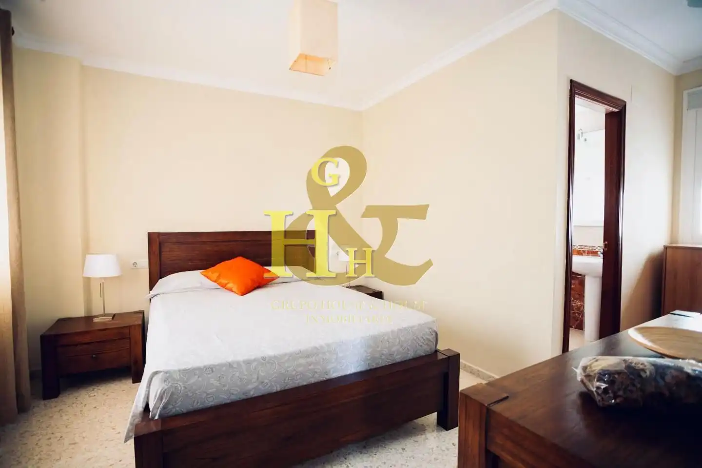 Habitación de Piso en venta en Sanlúcar de Barrameda con Aire acondicionado, Terraza y Trastero