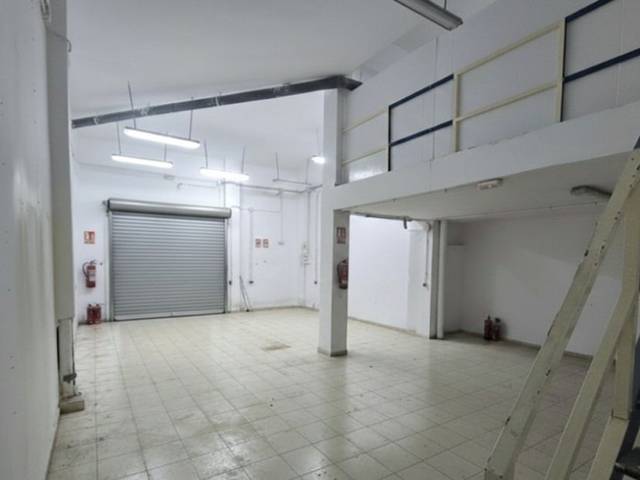 Local comercial en Alquiler en Calle Enrique Nieto, 10 en Barriadas Norte