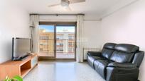 Living room of Flat for sale in Vilanova i la Geltrú  with Terrace