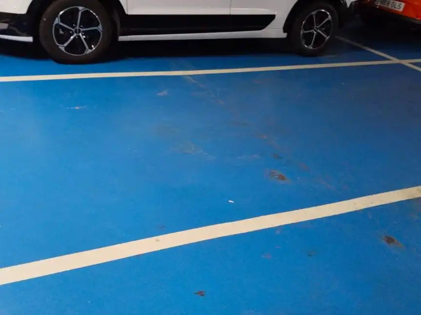 Garaje de alquiler en Avenida del Llano, 67, Llano