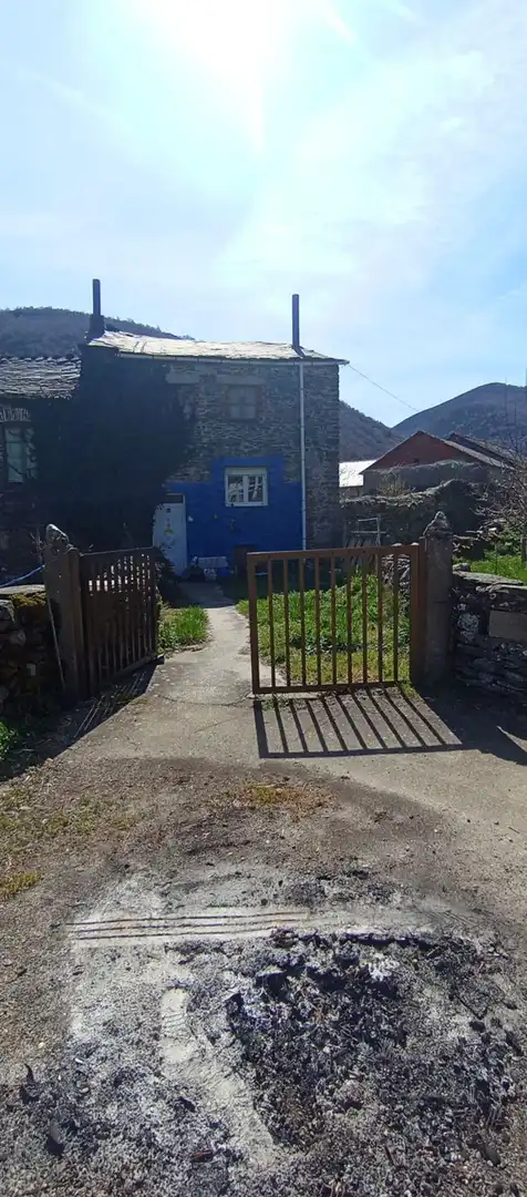 Jardín de Casa o chalet en venta en Murias de Paredes, León