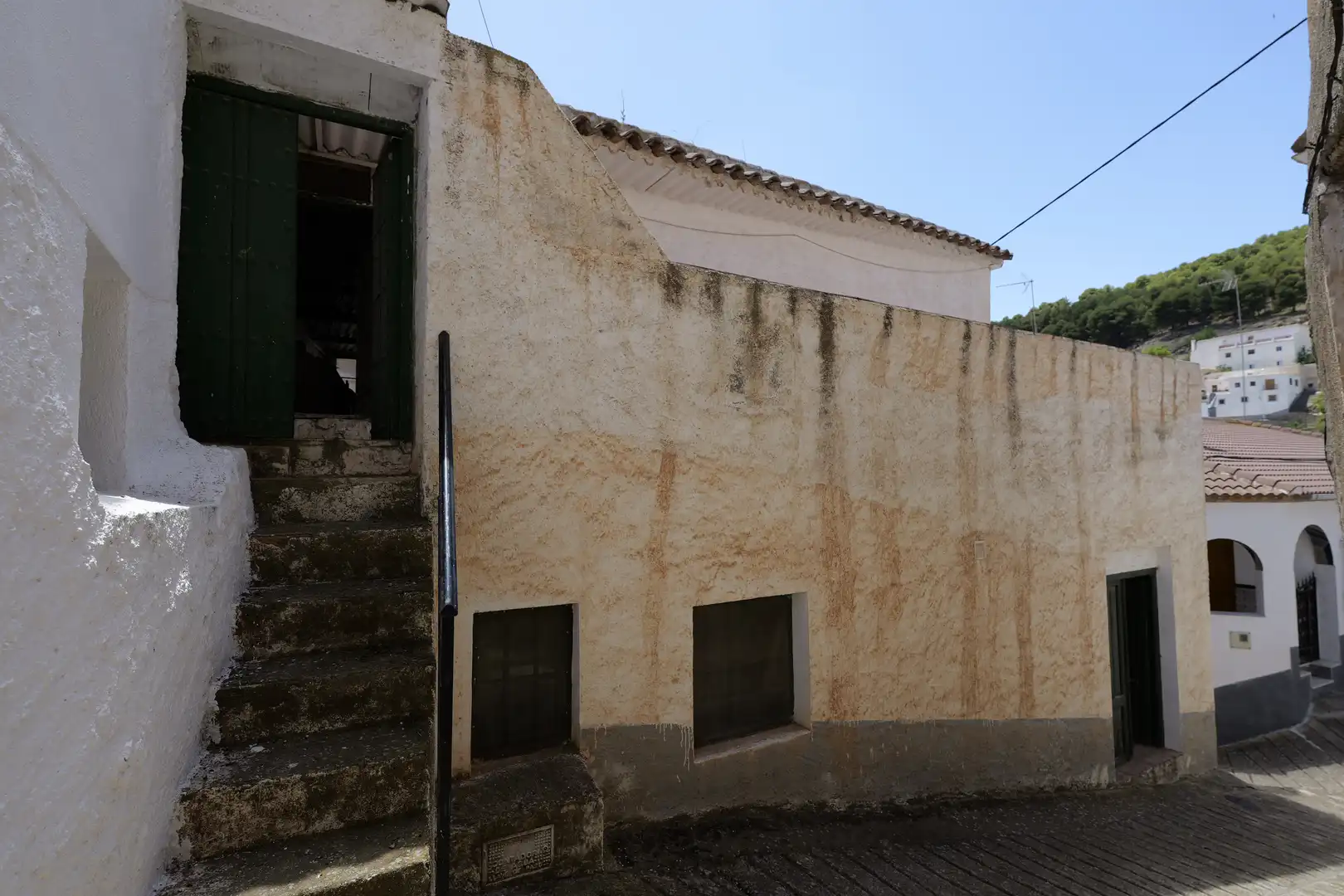 Außenansicht von Einfamilien-Reihenhaus zum Verkauf in Murtas mit Terrasse und Möbliert