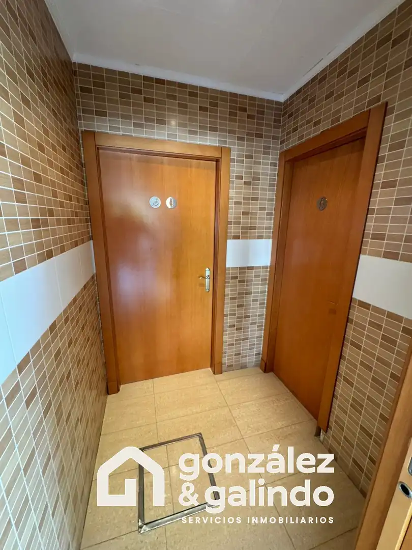 Local comercial en venta en Arahal, imagen 3
