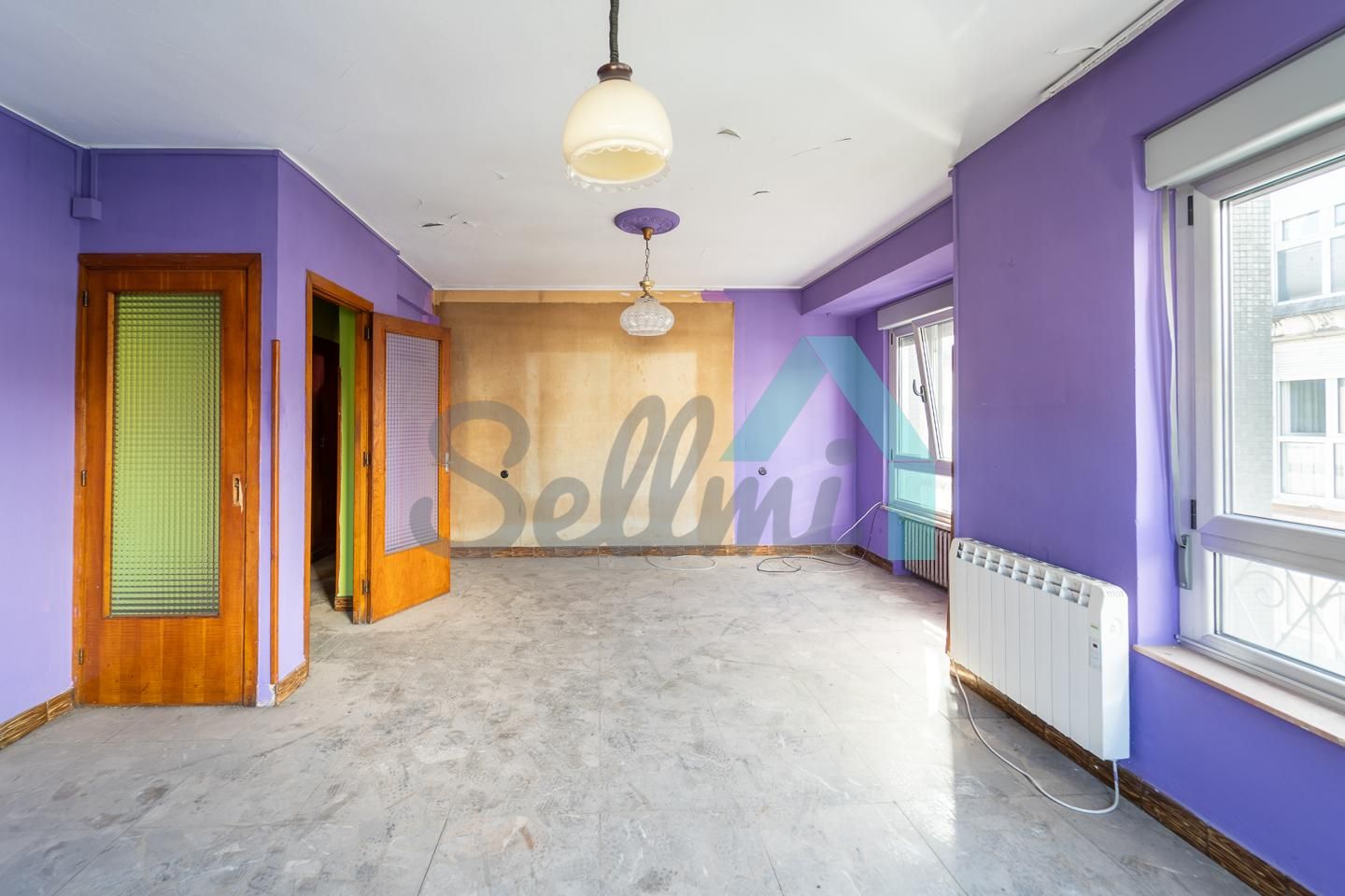 Sala d'estar de Pis en venda en San Martín del Rey Aurelio amb Calefacció i Terrassa