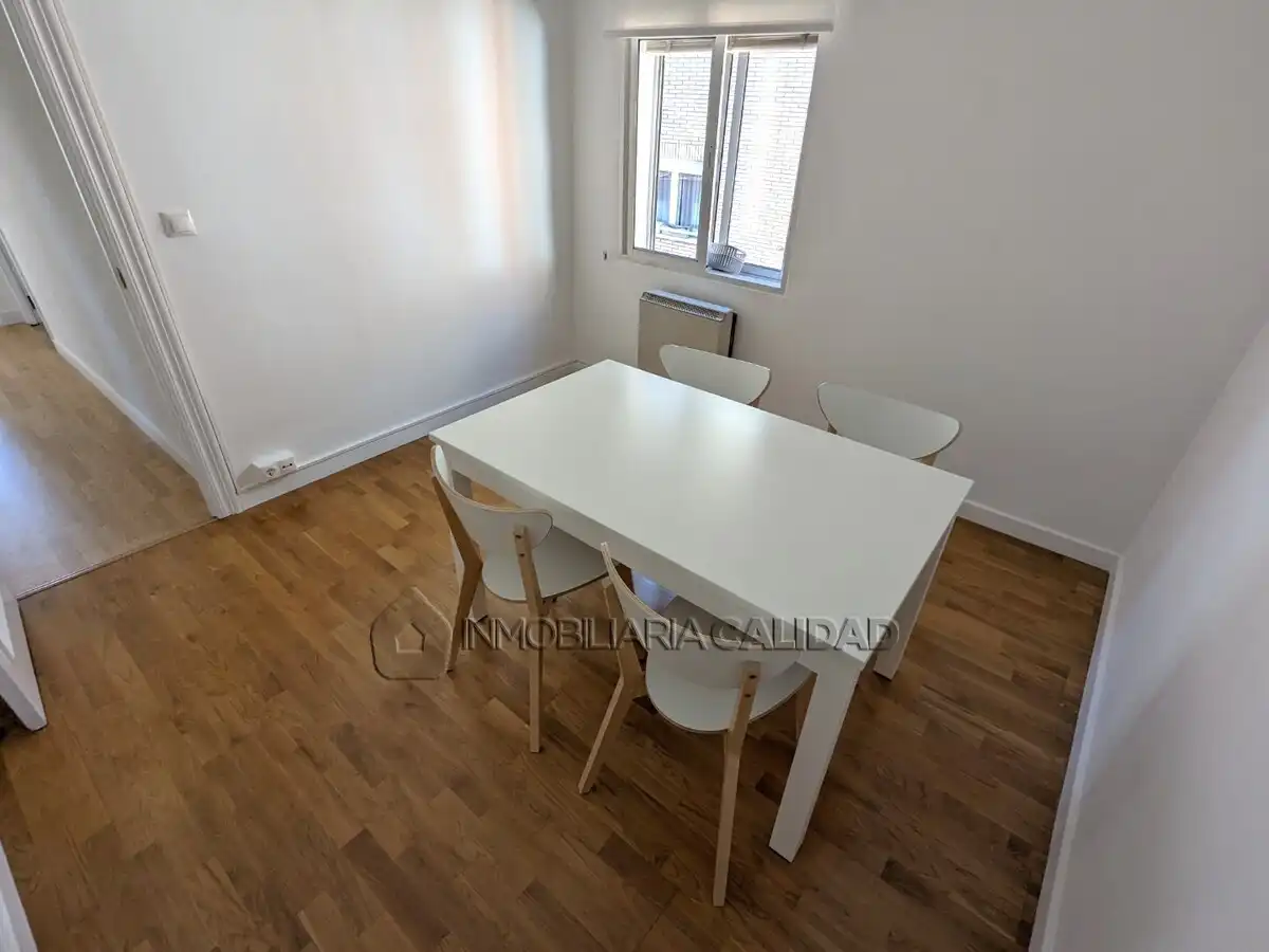 Comedor de Piso de alquiler en Burgos con Calefacción y Amueblado