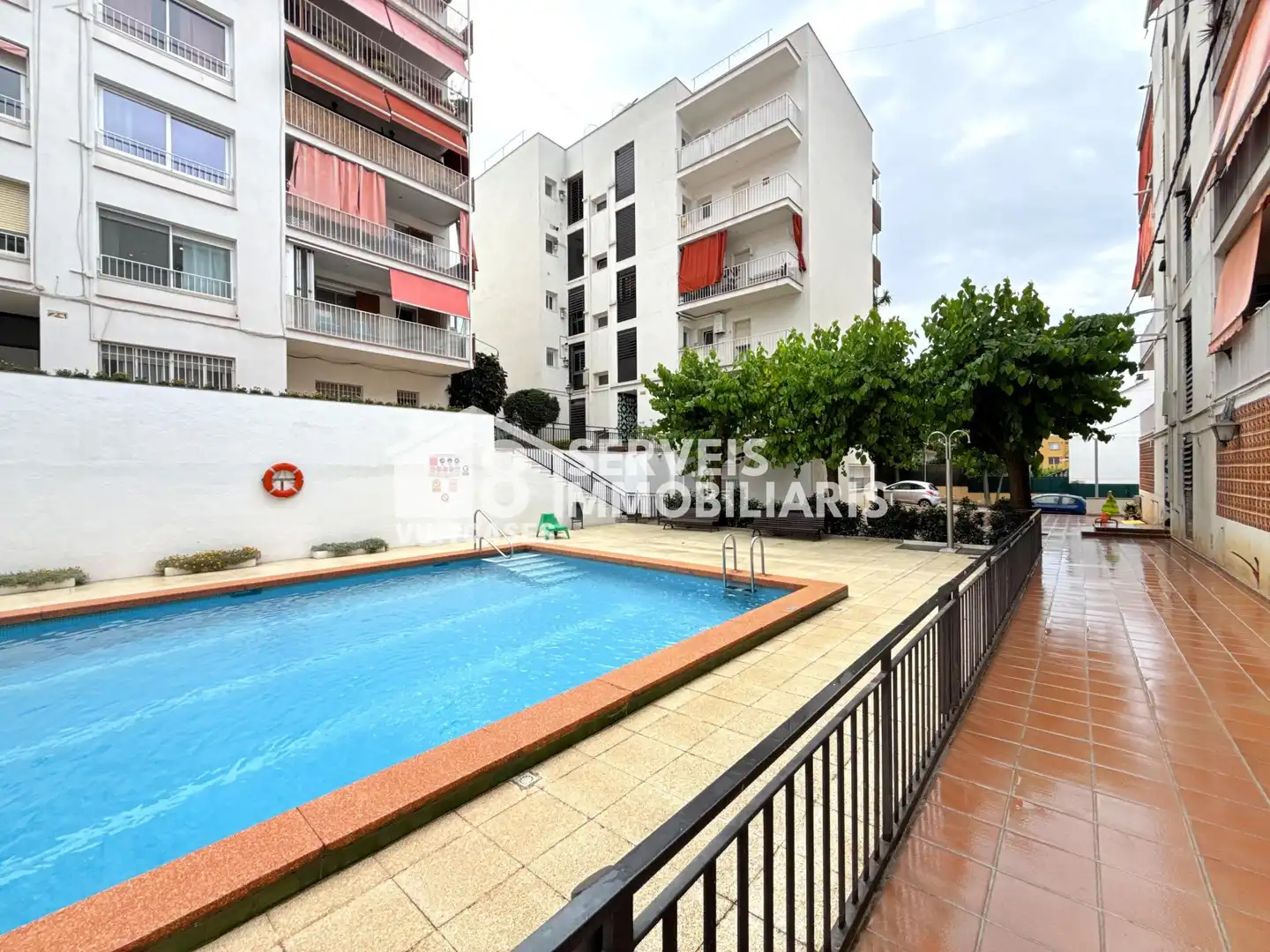 Vista exterior de Piso en venta en Arenys de Mar con Calefacción, Terraza y Piscina