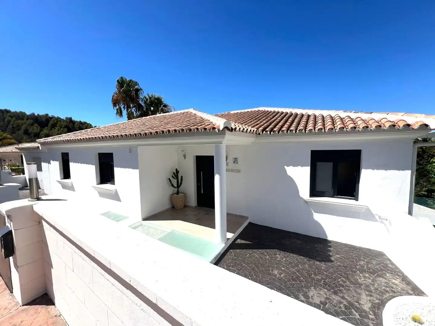 House with pool for sale in Mijas pueblo