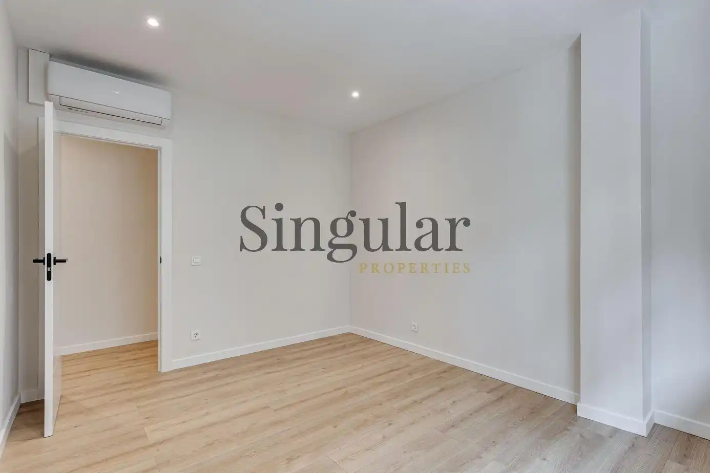 Habitación de Piso en venta en Barcelona con Aire acondicionado, Calefacción y Parquet