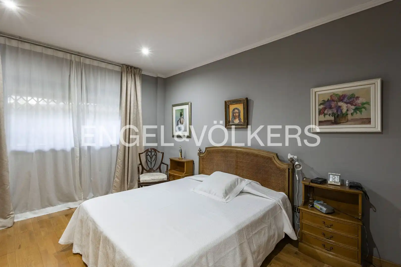 Habitación de Apartamento en venta en Sant Feliu de Llobregat con Aire acondicionado, Calefacción y Jardín privado