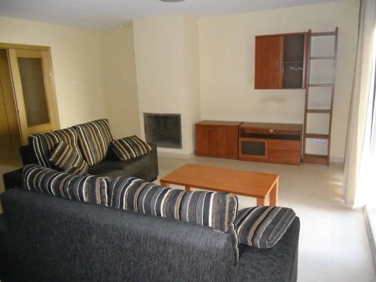 Living room of Houses for rent in Toledo  with Heating, Terrace and Furnished