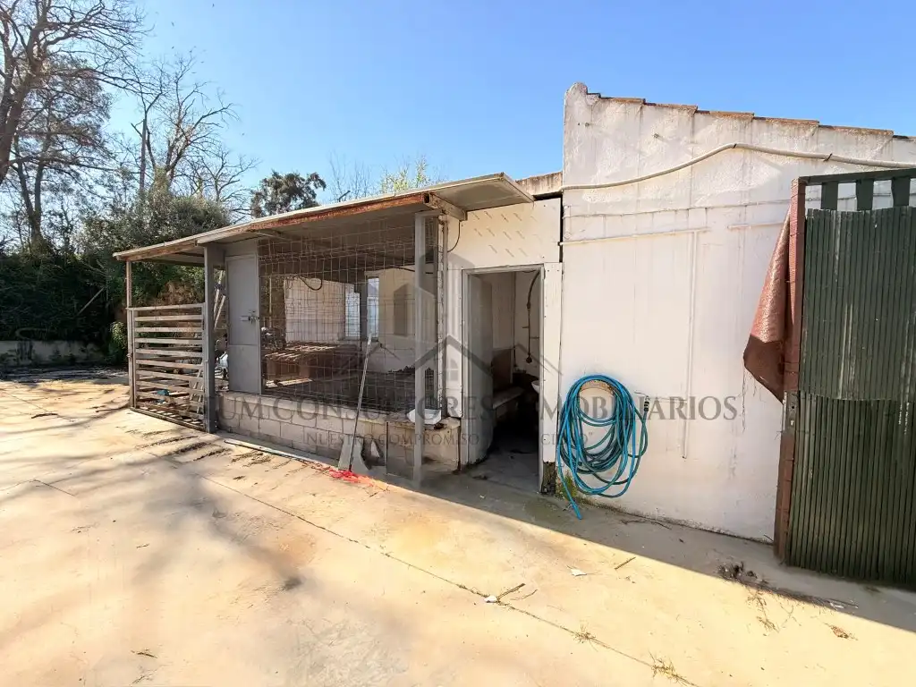 Vista exterior de Casa o xalet en venda en Alcalá de Guadaira