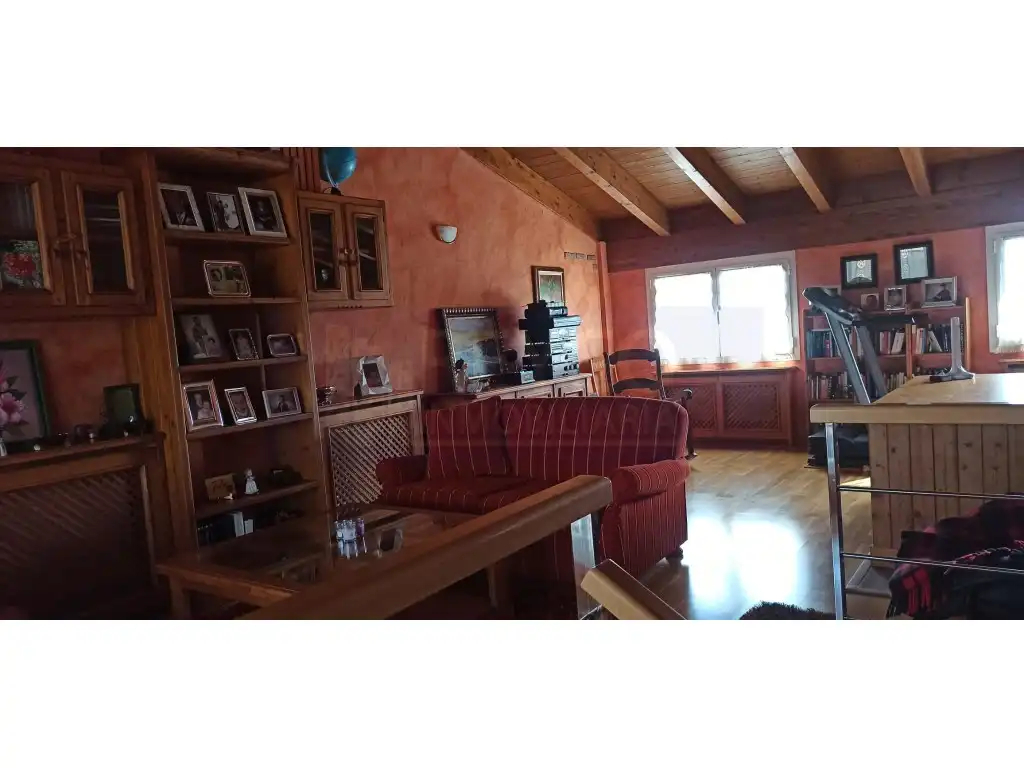 Sala de estar de Casa adosada en venta en Miranda de Ebro con Jardín privado y Piscina