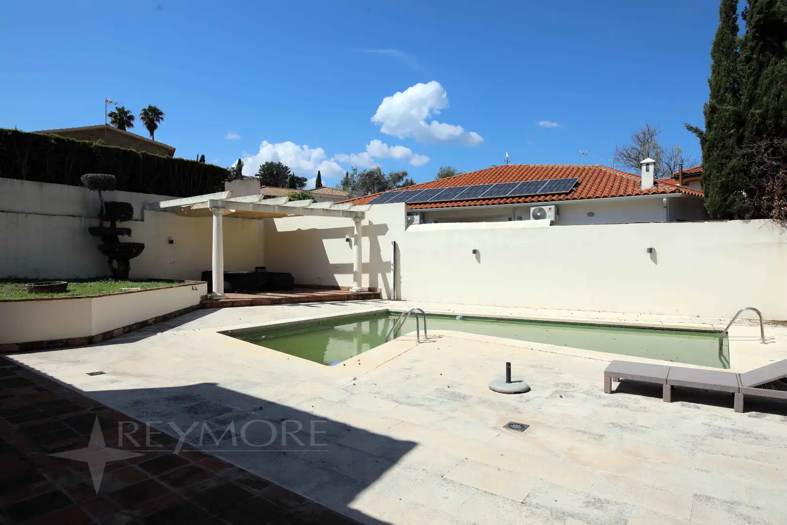 Piscina de Casa o chalet en venta en Córdoba con Aire acondicionado, Calefacción y Jardín privado