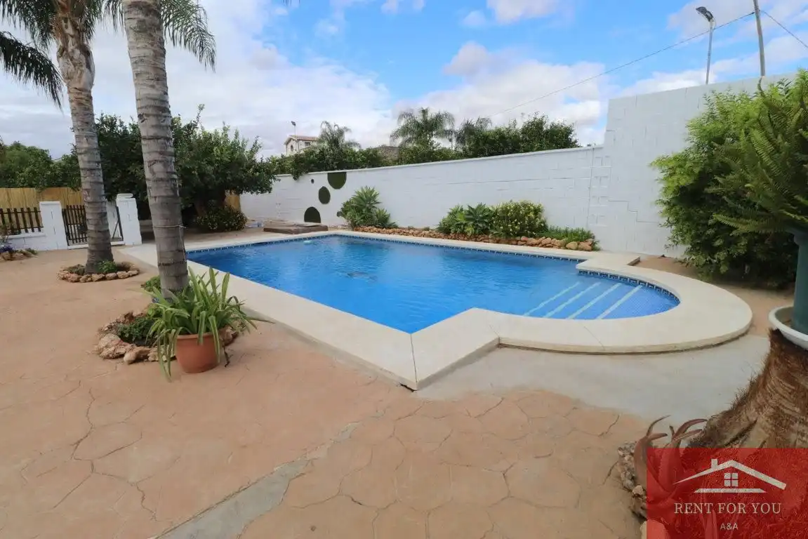 Casa con piscina en alquiler en Centro, imagen 6