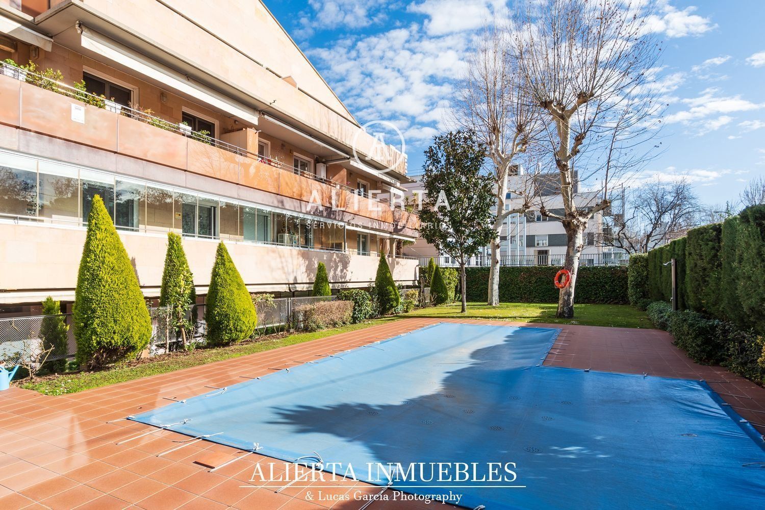 Vista exterior de Piso en venta en  Zaragoza Capital con Aire acondicionado, Calefacción y Trastero