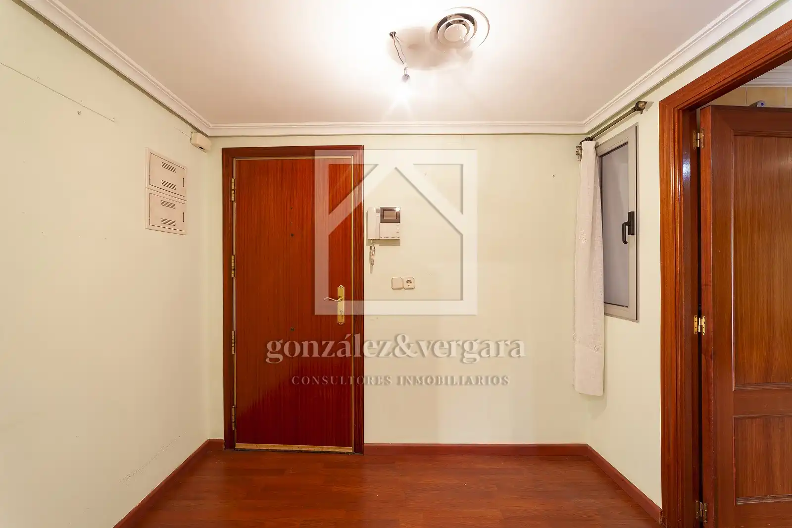 Piso en venta en Valencia con Aire acondicionado, Calefacción y Terraza