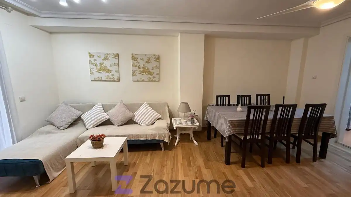 Menjador de Pis de lloguer en Talavera de la Reina amb Calefacció, Parquet i Moblat