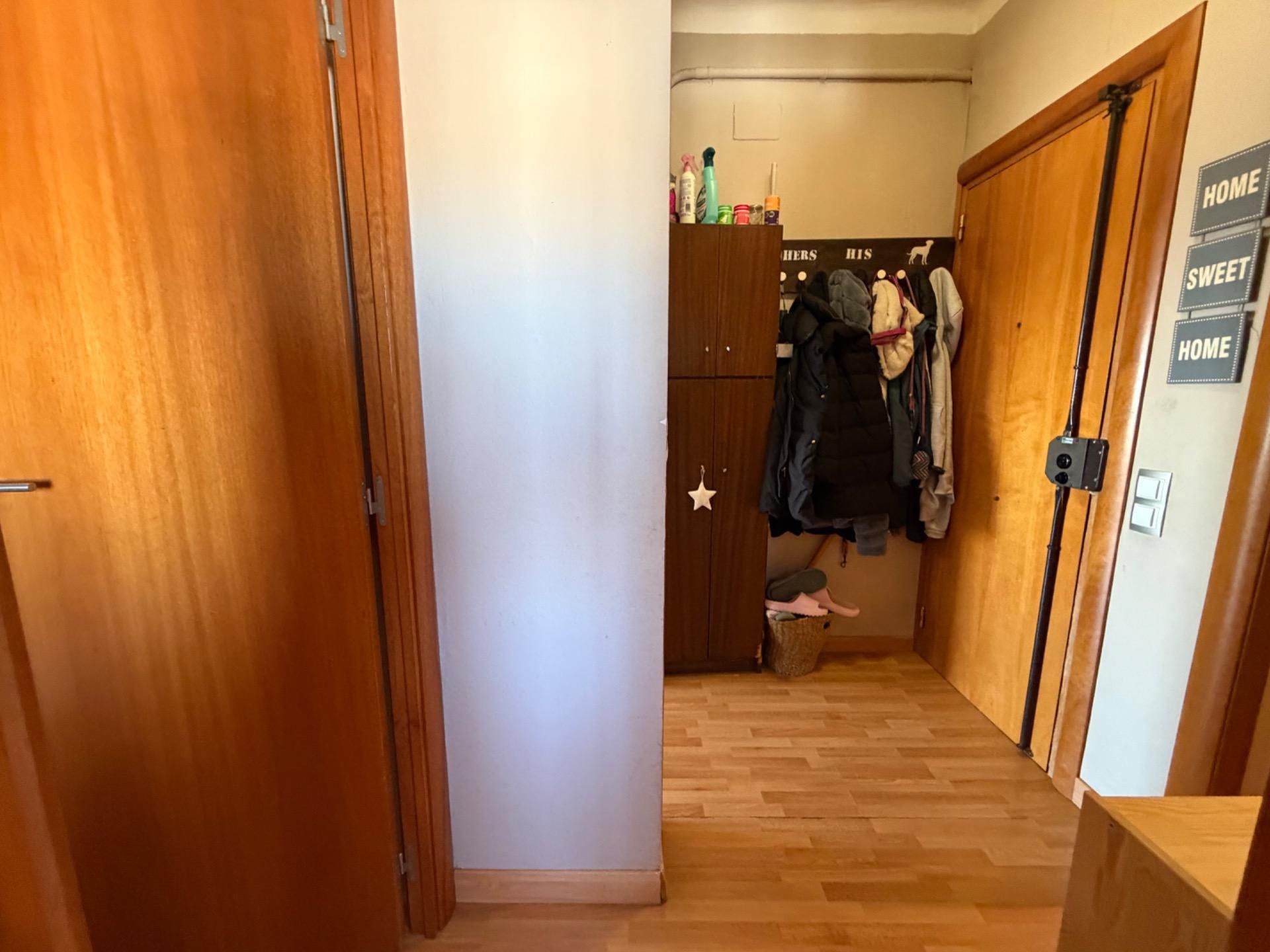 Flat for sale in Sabadell  with Air Conditioner, Parquet flooring and Terrace